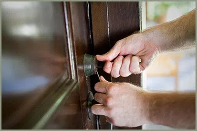 Locksmith Solution Services Columbia, SC 803-307-4703 - 68-44-14