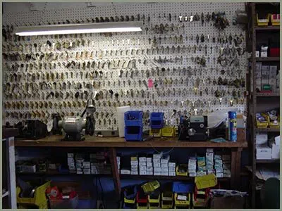 Locksmith Solution Services Columbia, SC 803-307-4703 - 68-44-3